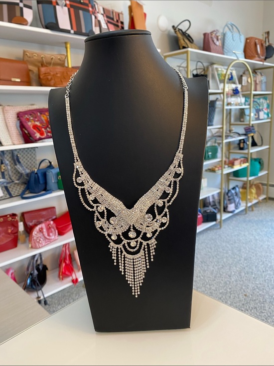 Jewelry - Crystal Statement Bib Necklace - Silver Tone